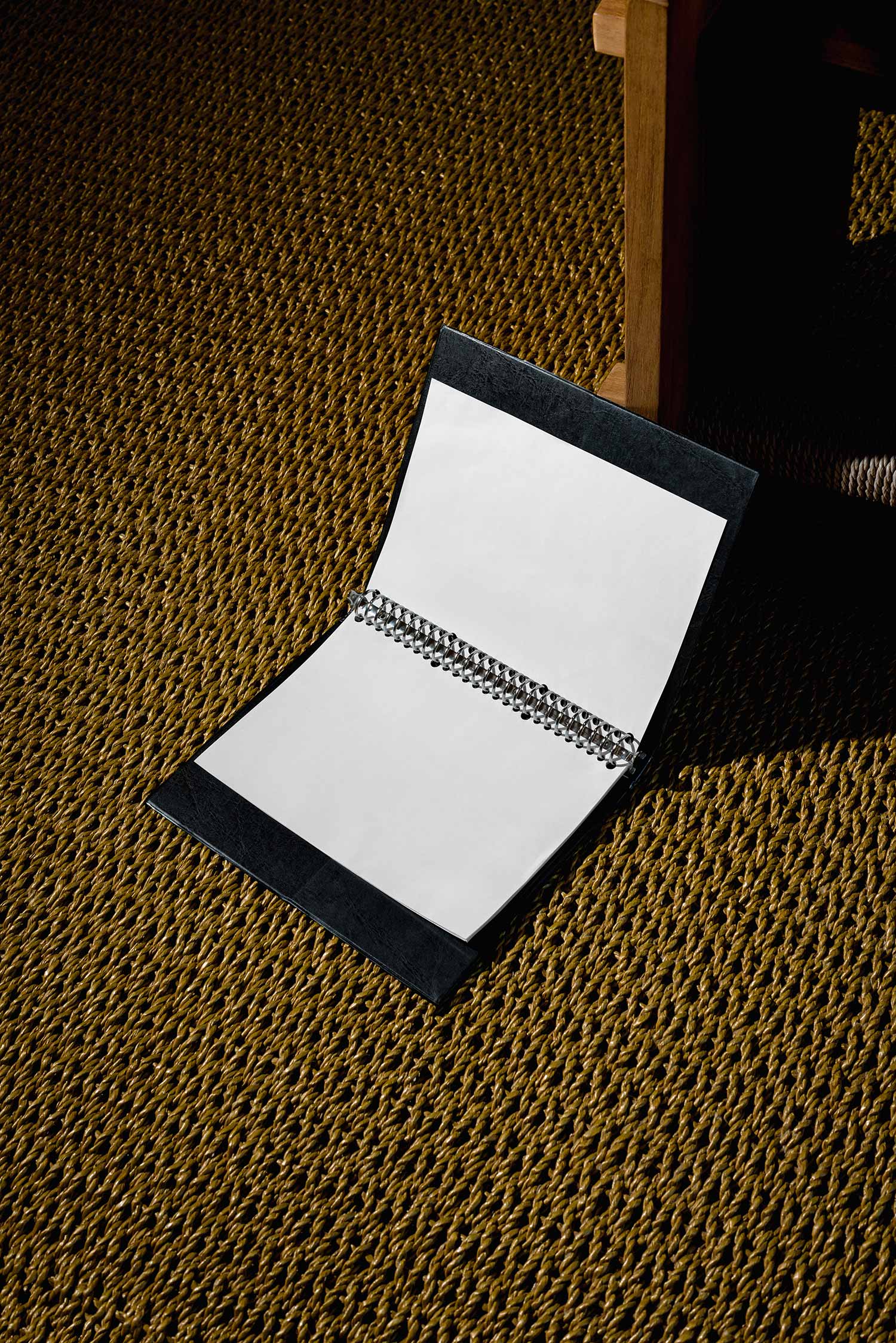 BINDER-MOCKUP-01 - Image 3
