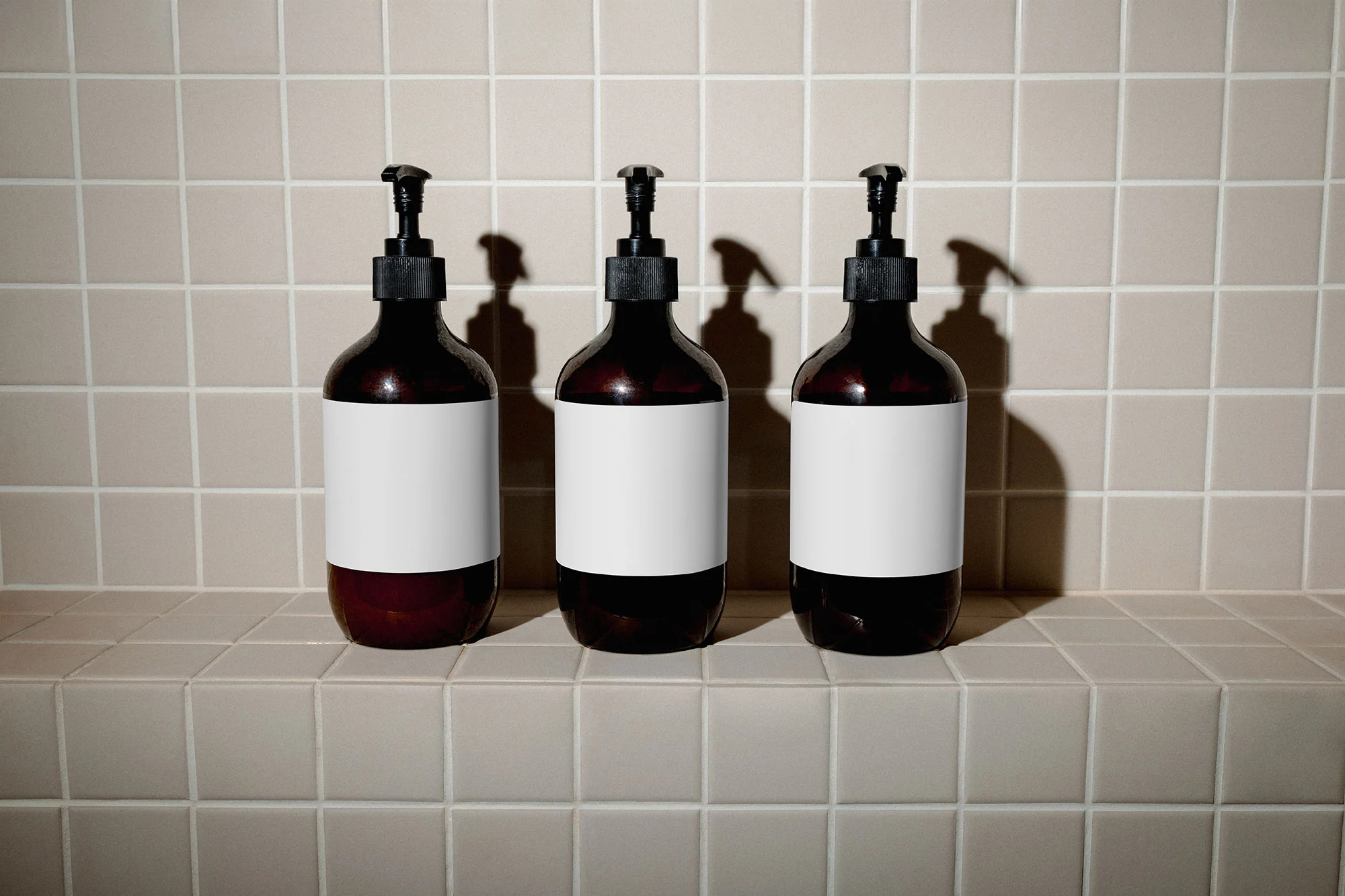 BOTTLE-MOCKUP-01 - Image 2