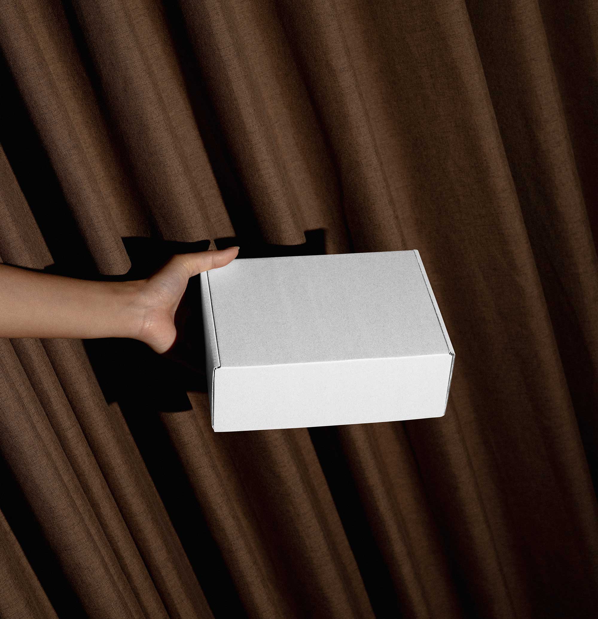 BOX-MOCKUP-03 - Image 2