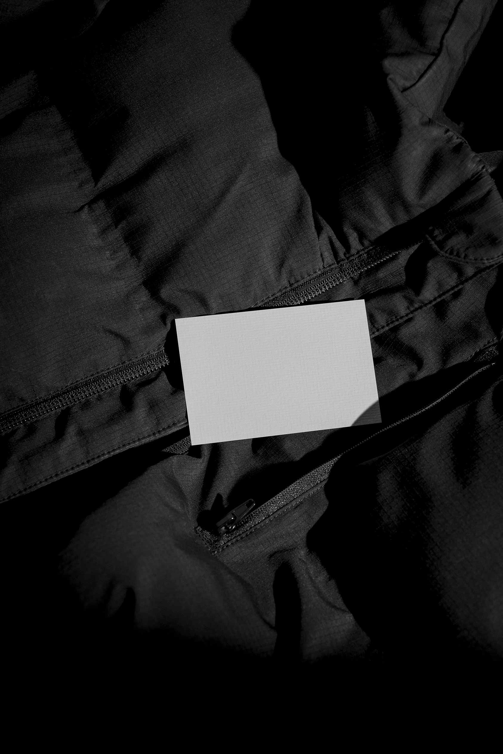 BUSINESS-CARD-MOCKUP-017 - Image 3