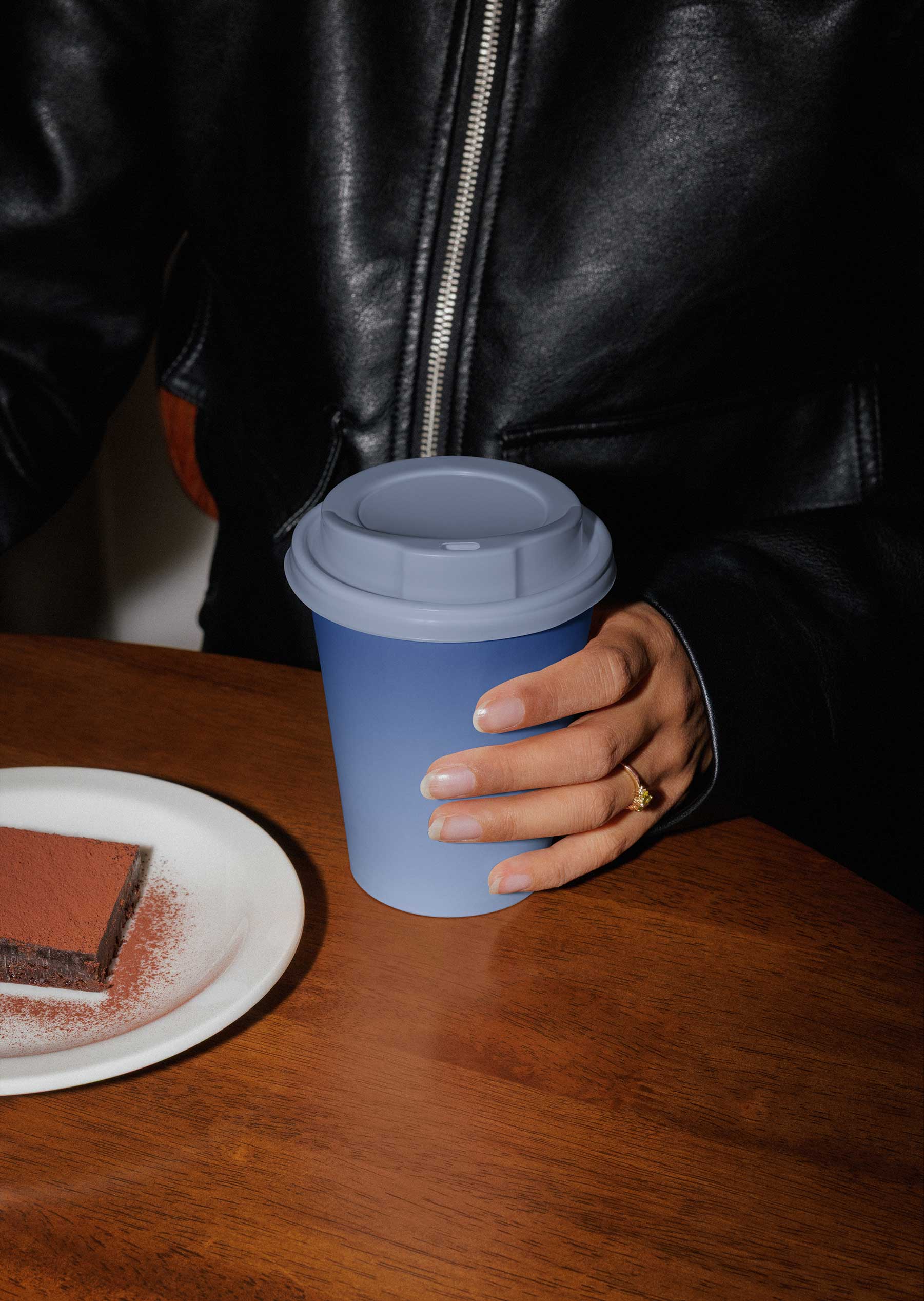 COFFEE-CUP-MOCKUP-01 - Image 2