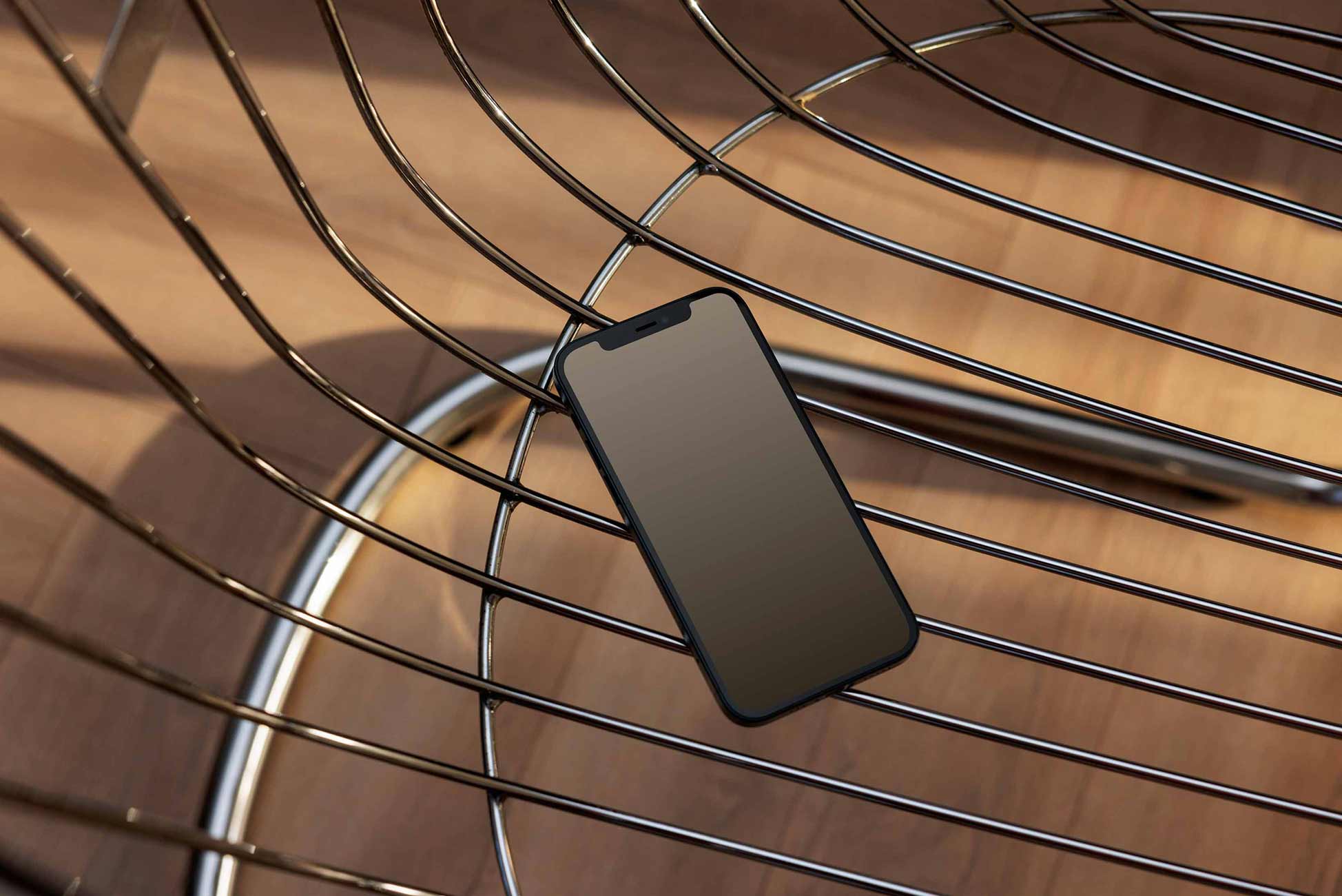 IPHONE-MOCKUP-013 - Image 3