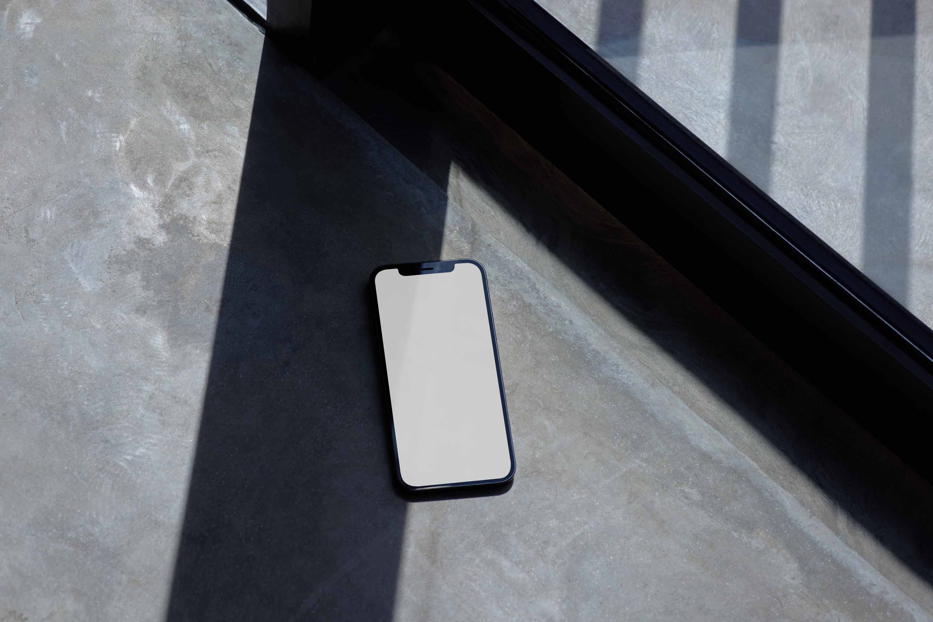 IPHONE-MOCKUP-017 - Image 2