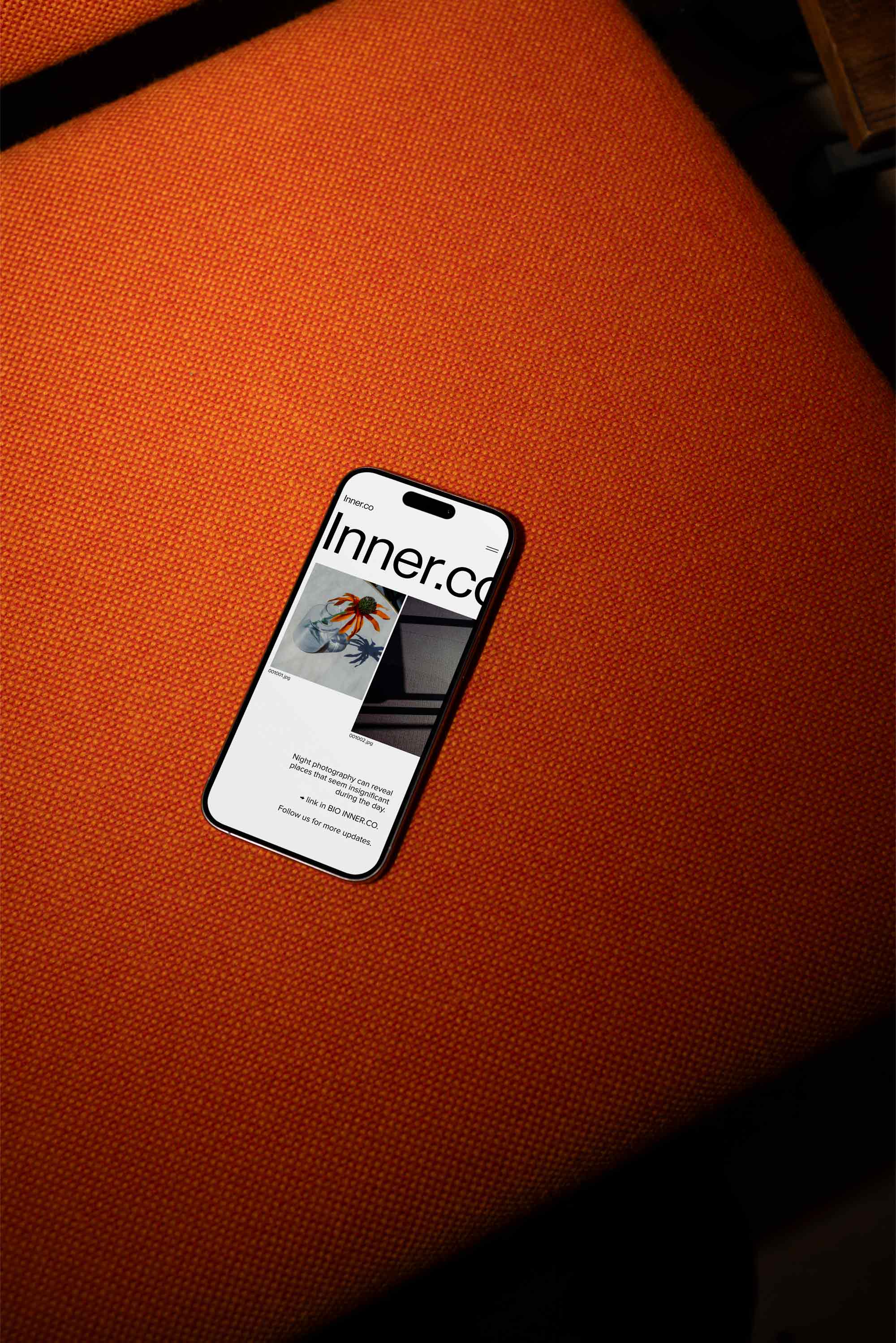 IPHONE-MOCKUP-042