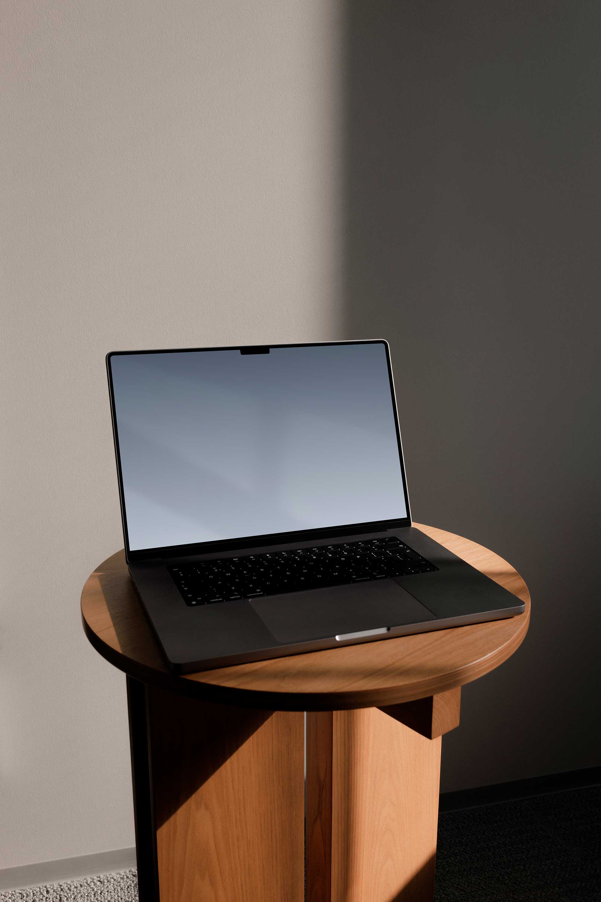MACBOOK-MOCKUP-010 - Image 2
