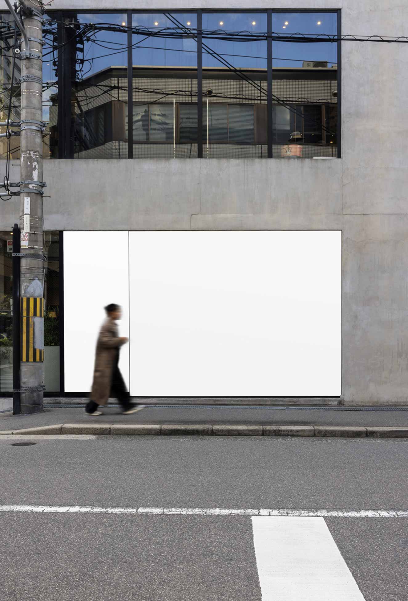 OOH-MOCKUP-022 - Image 4