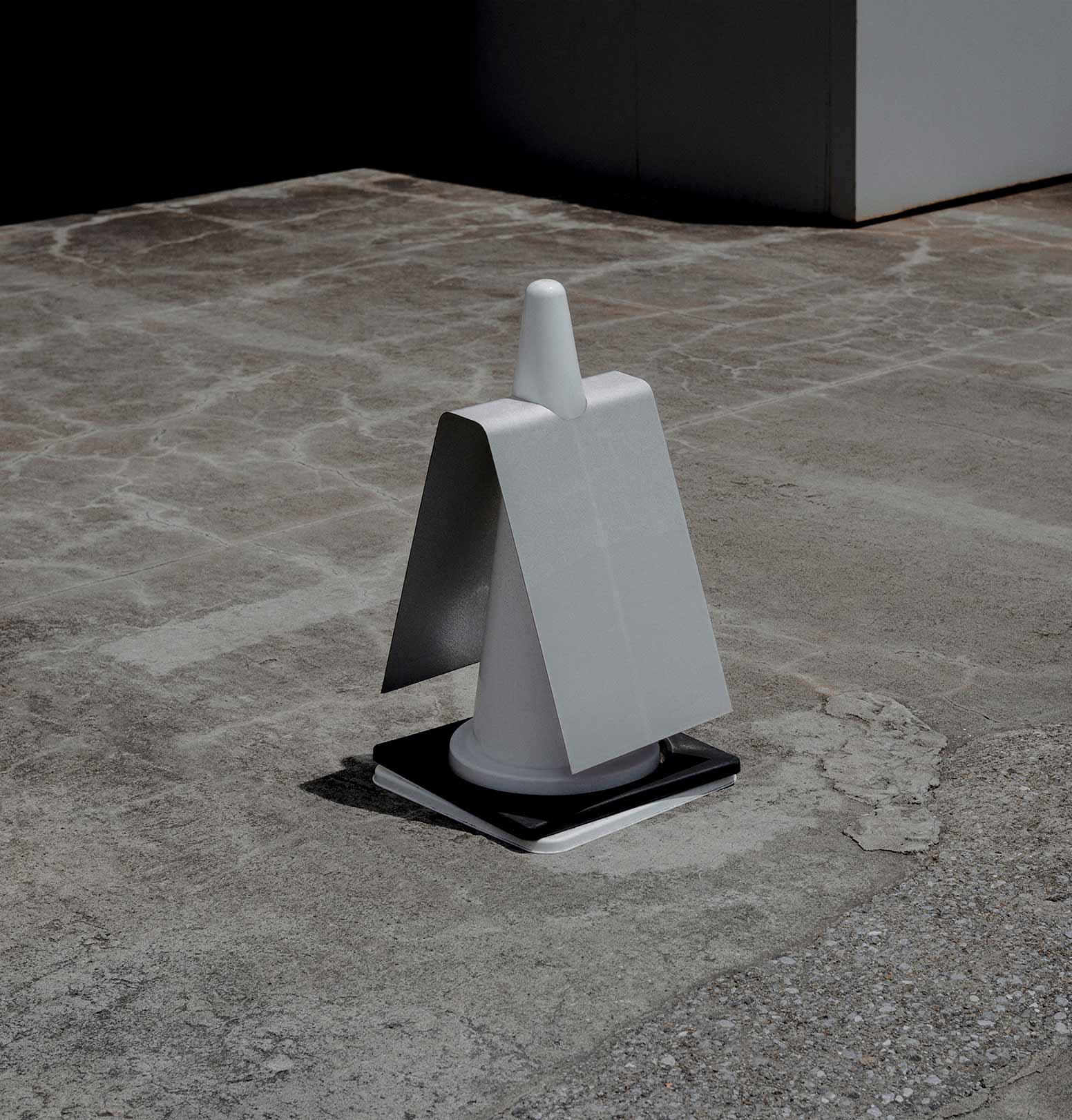 OOH-MOCKUP-032 - Image 2