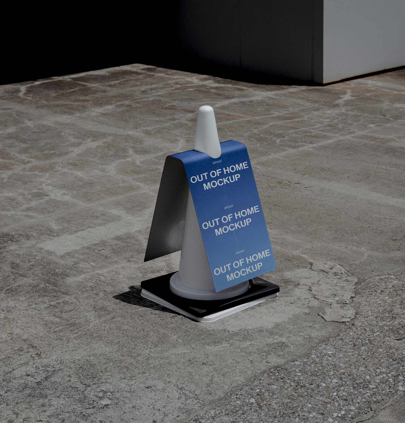 OOH-MOCKUP-032 - Image 3