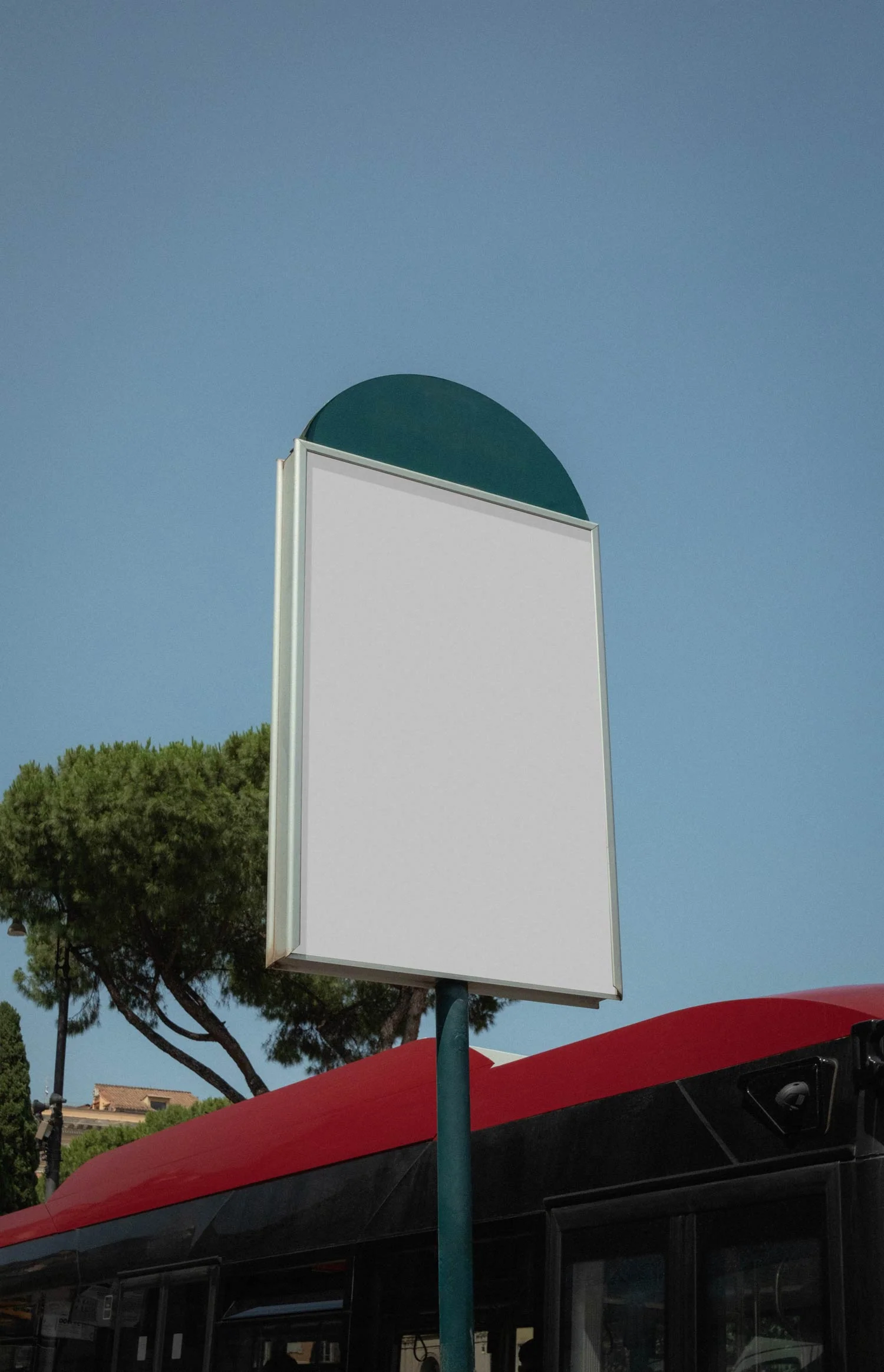 OOH-MOCKUP-061 - Image 2